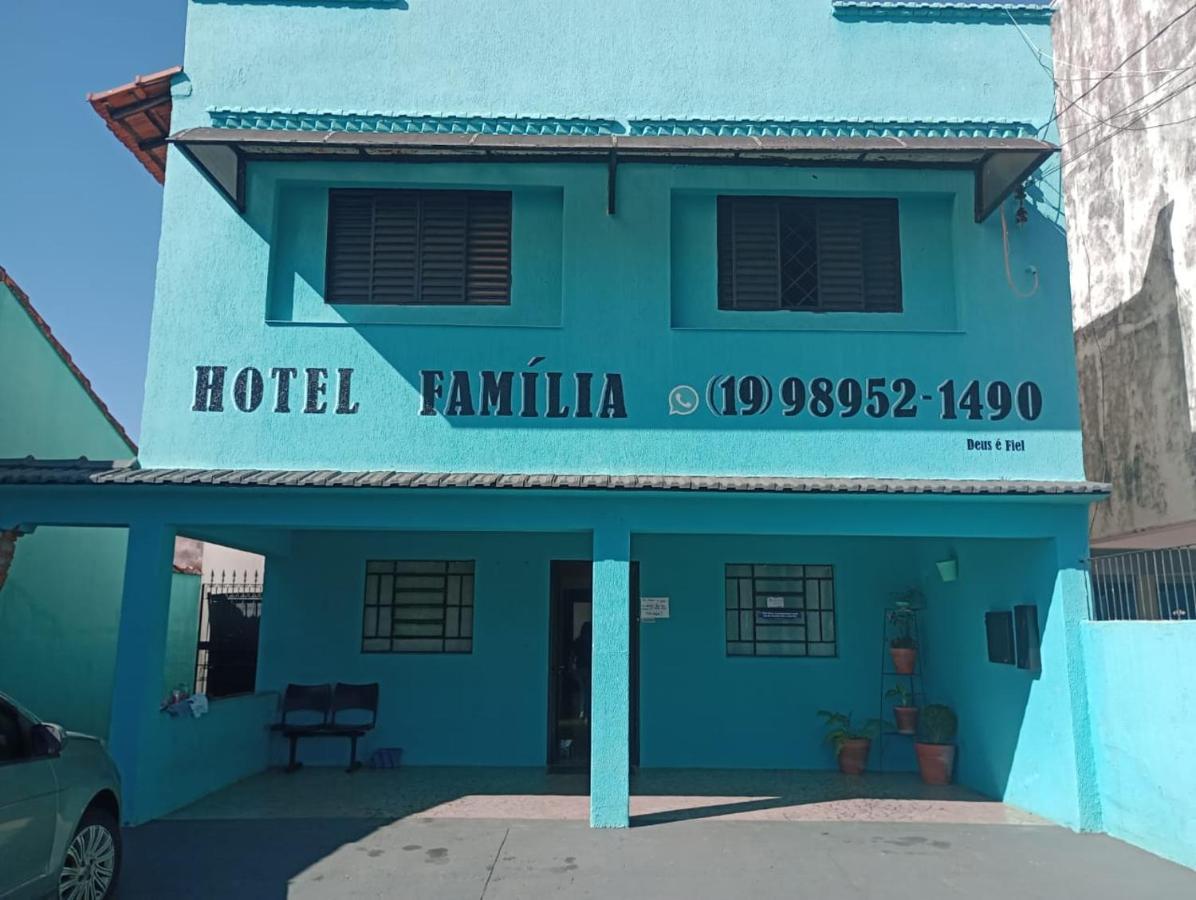 Hotel Familia Porto Ferreira Exterior photo